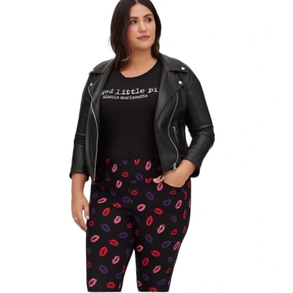 TORRID NEW Pocket Pixie Luxe Ponte Lips Pants Plus Size 3X - Picture 4 of 11